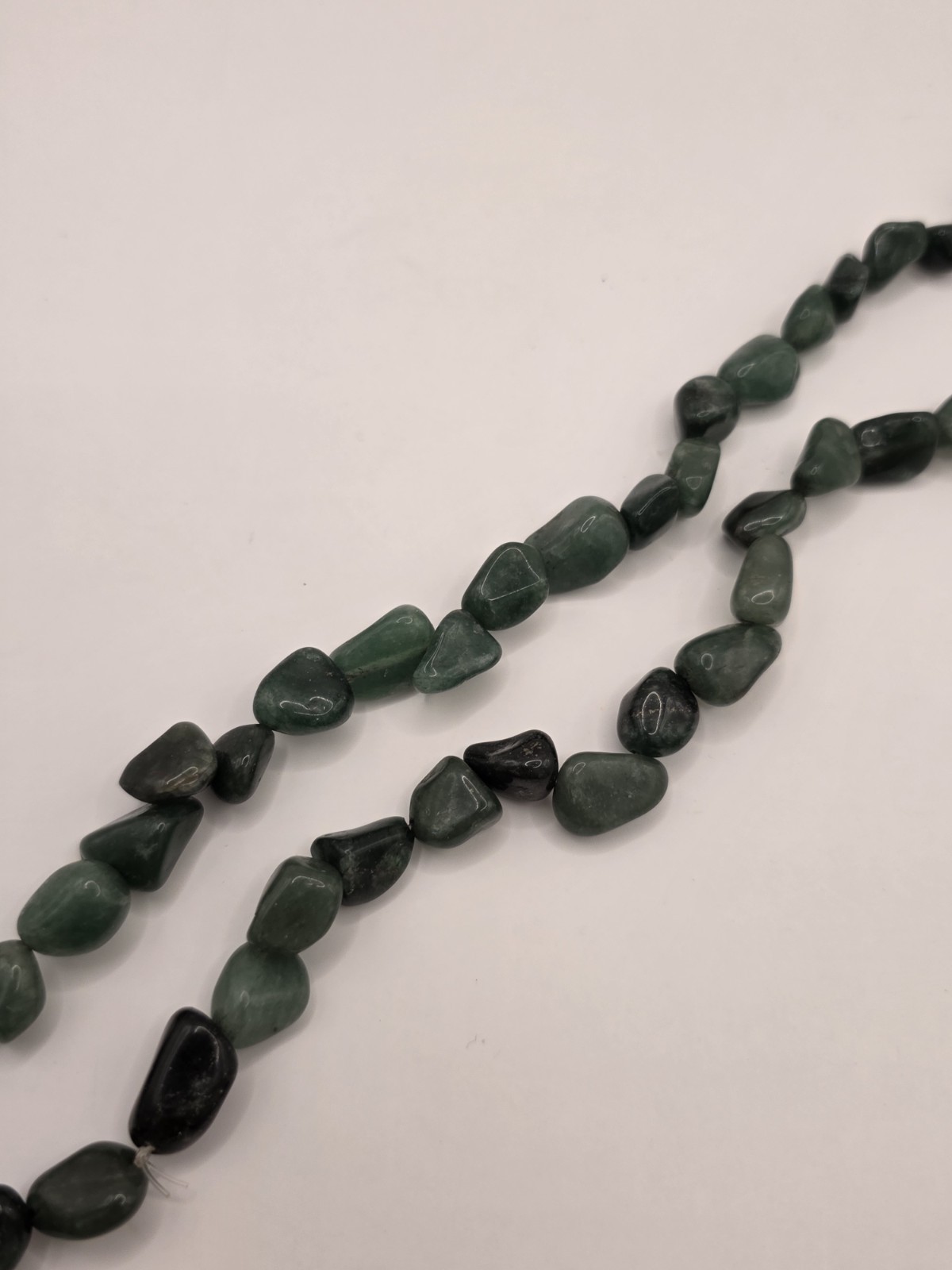 Green Jadeite Womans Necklace 16.5inch Long Vintage