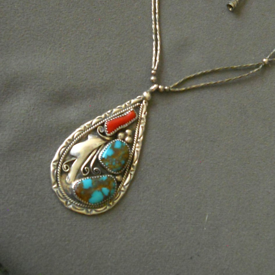 Native American Bisbee Turquoise Coral Sterling Silver / Liquid Silver Necklace