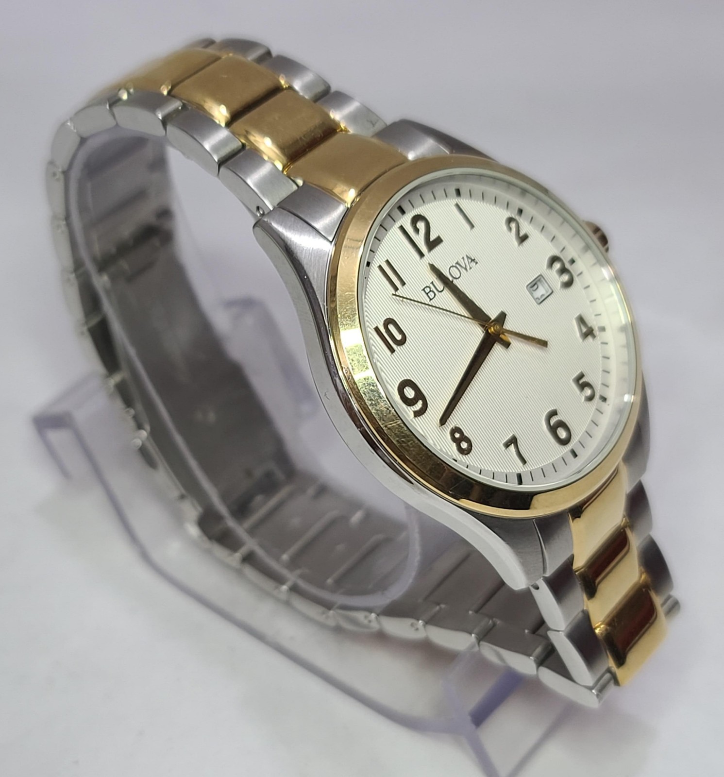 S-9585R1 BULOVA WHITE DIAL STAINLESS STEEL MEN’S WATCH MB5-190