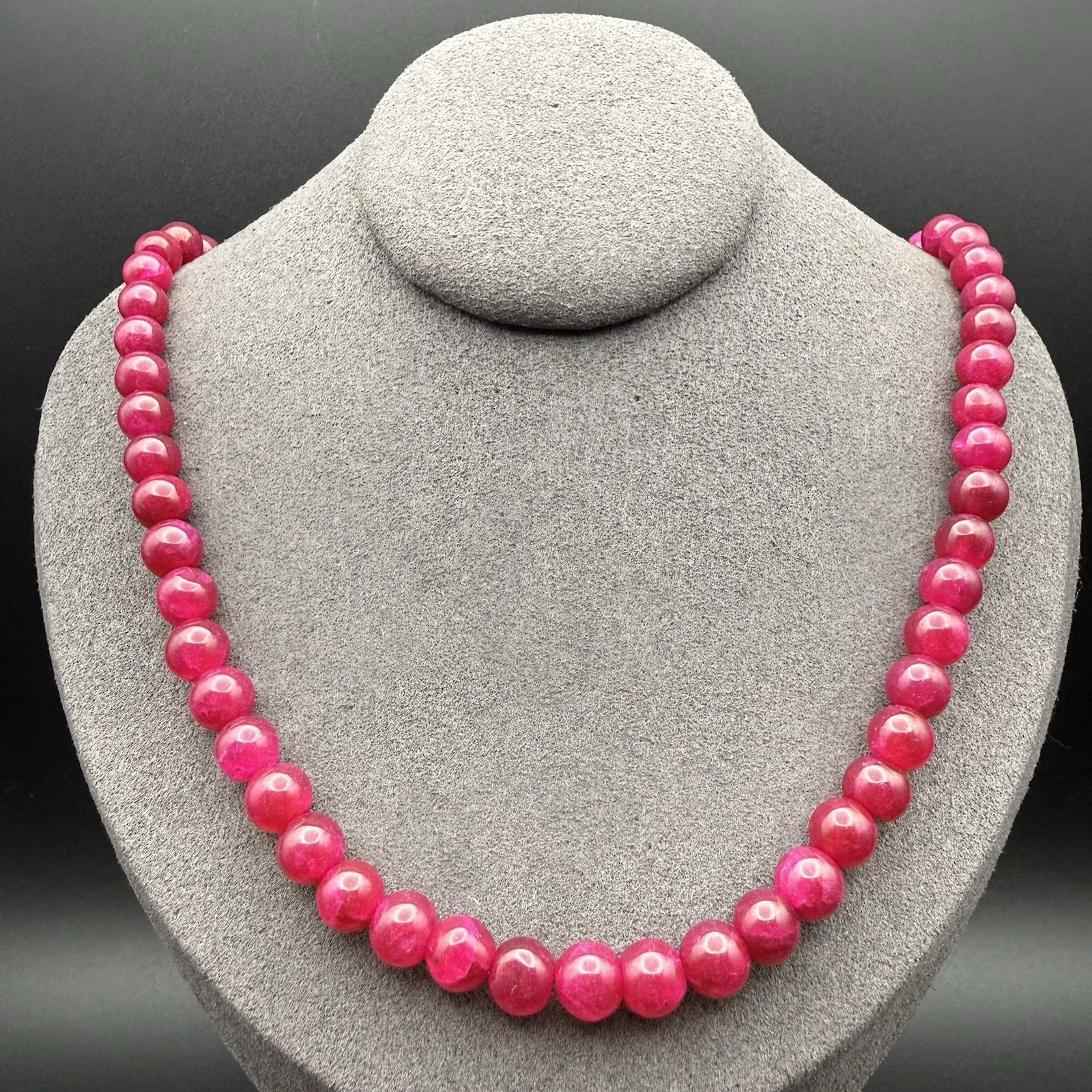 Vintage Raspberry Pink Dyed Jade Quartz Beaded Necklace Fuchsia 22″ Barrel Clasp