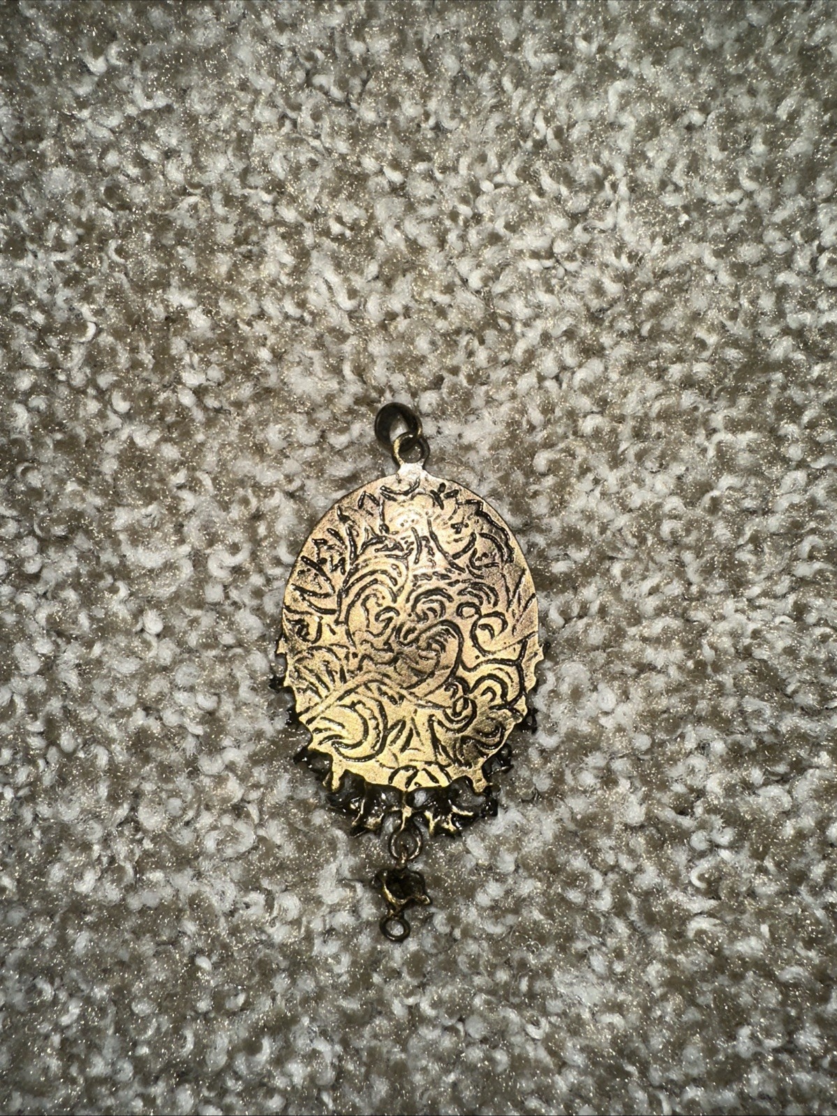 Vintage Cameo Pendant