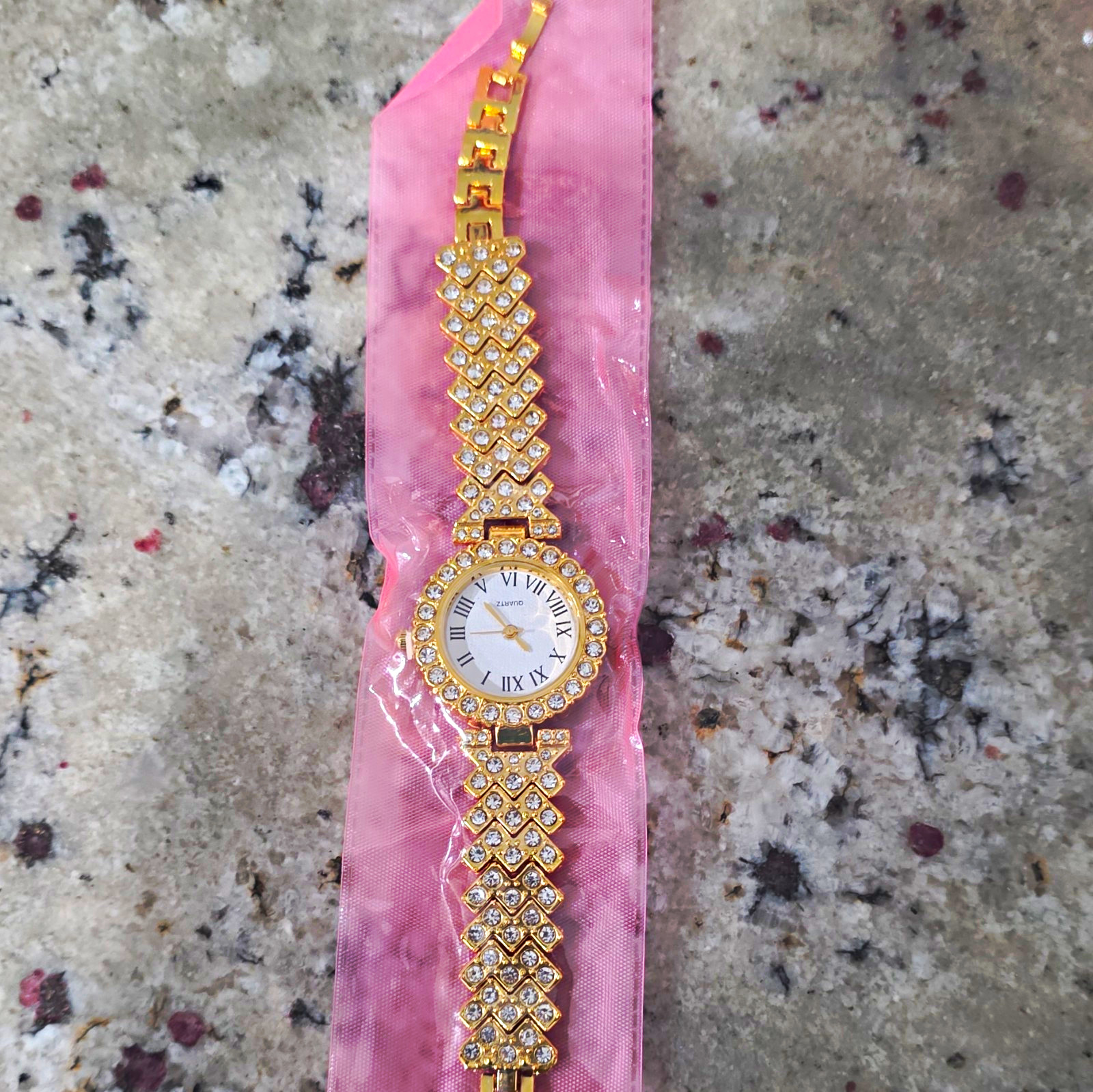 Women’s Gold Tone Rhinestone Quartz Watch White Roman Dial Metal Bracelet