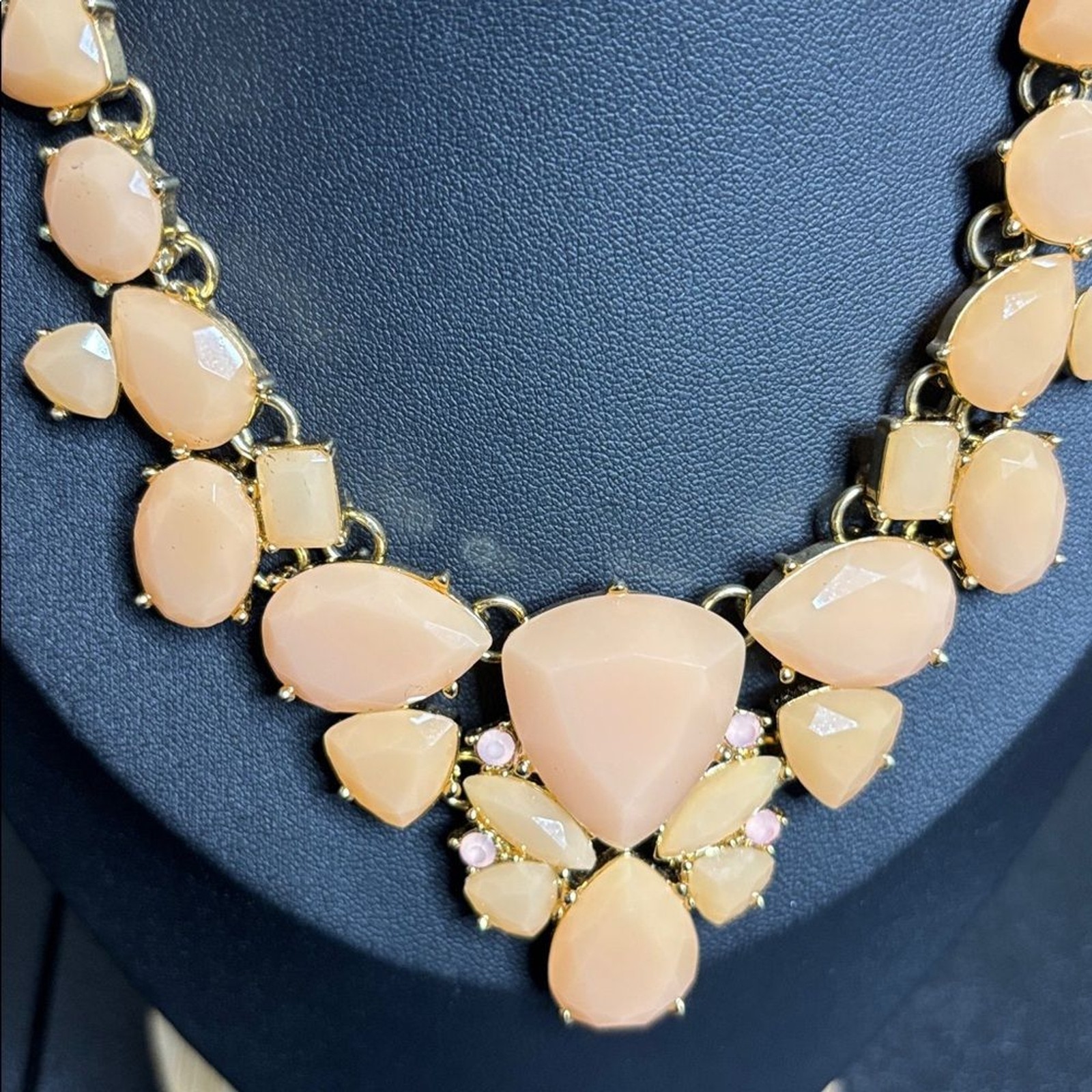 Kate Spade Chunky Peach Stone Statement Necklace in 12k gold-plated metal