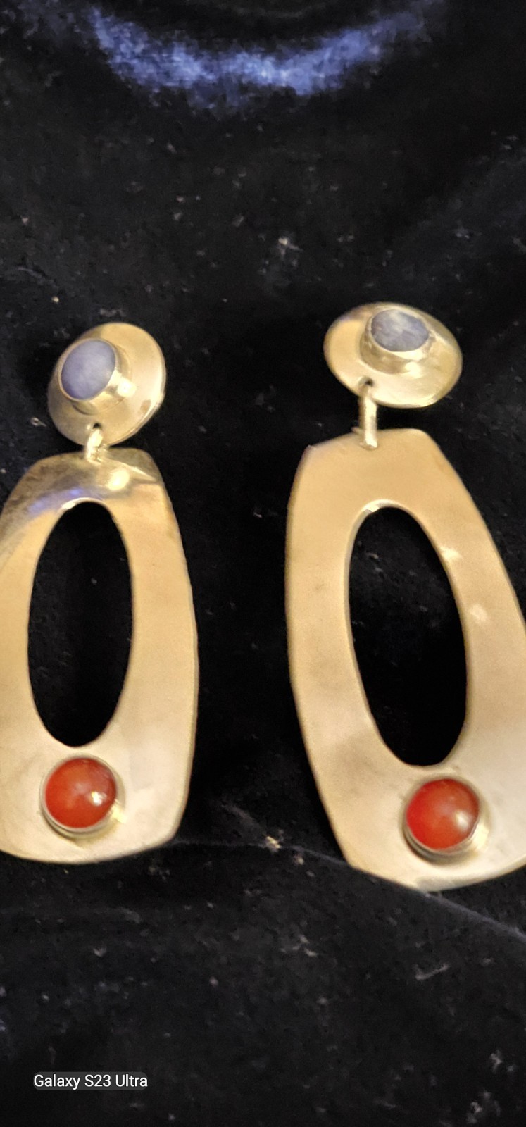 NAVAHO VINTAGE SILVER EARRINGS. 925 STERLING SILVER PIERCED. BLUE AND RED…