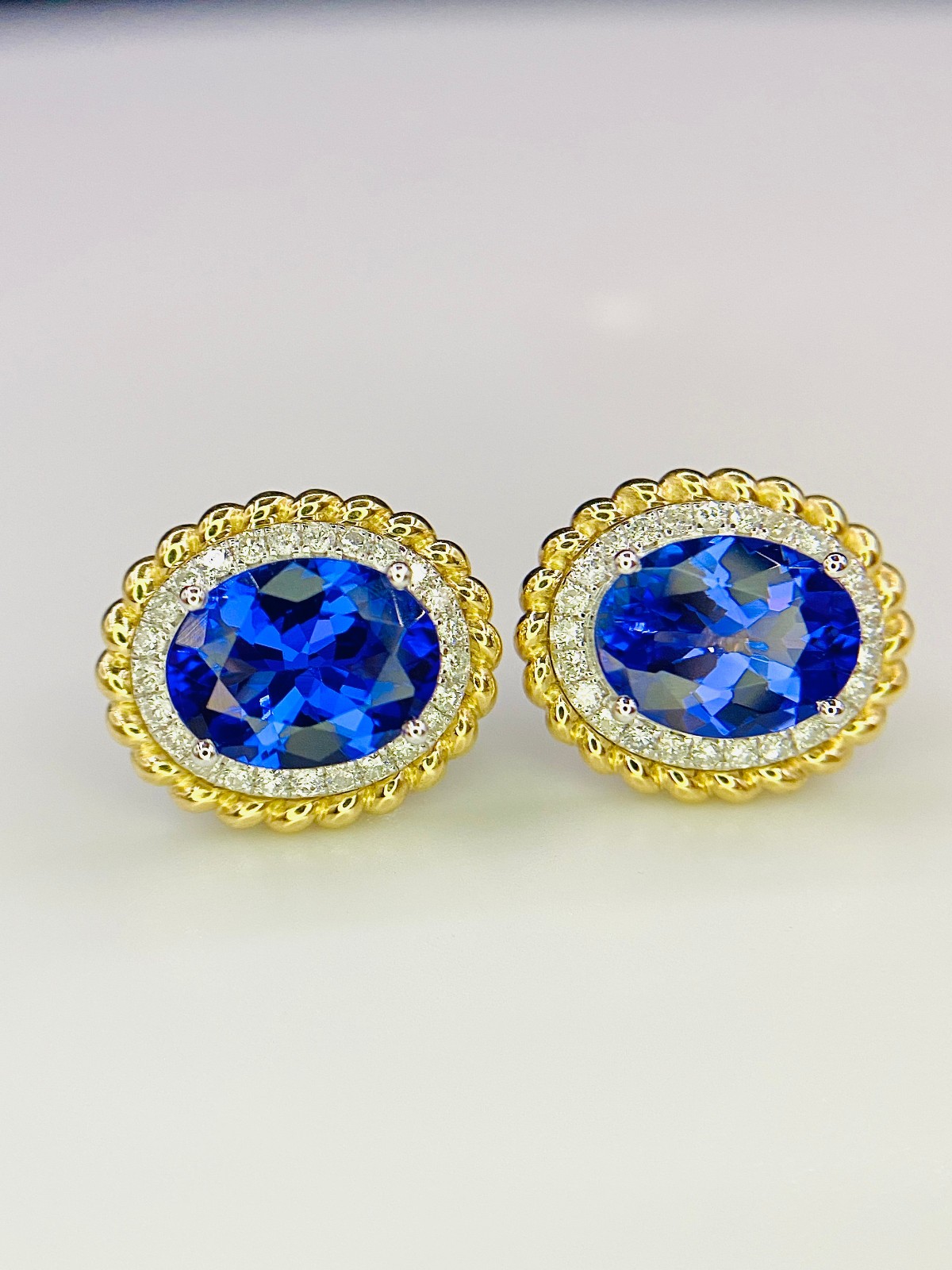 GIL Certified 14K Yellow White Gold Tanzanit & Diamond Earrings Natural Gemstone