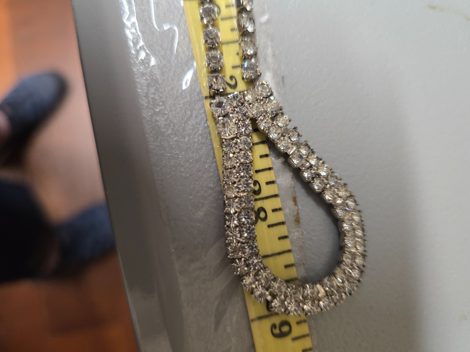 KENNETH JAY LANE DOUBLE CHAIN, DOUBLE LOOP SAUTOIR NECKLACE