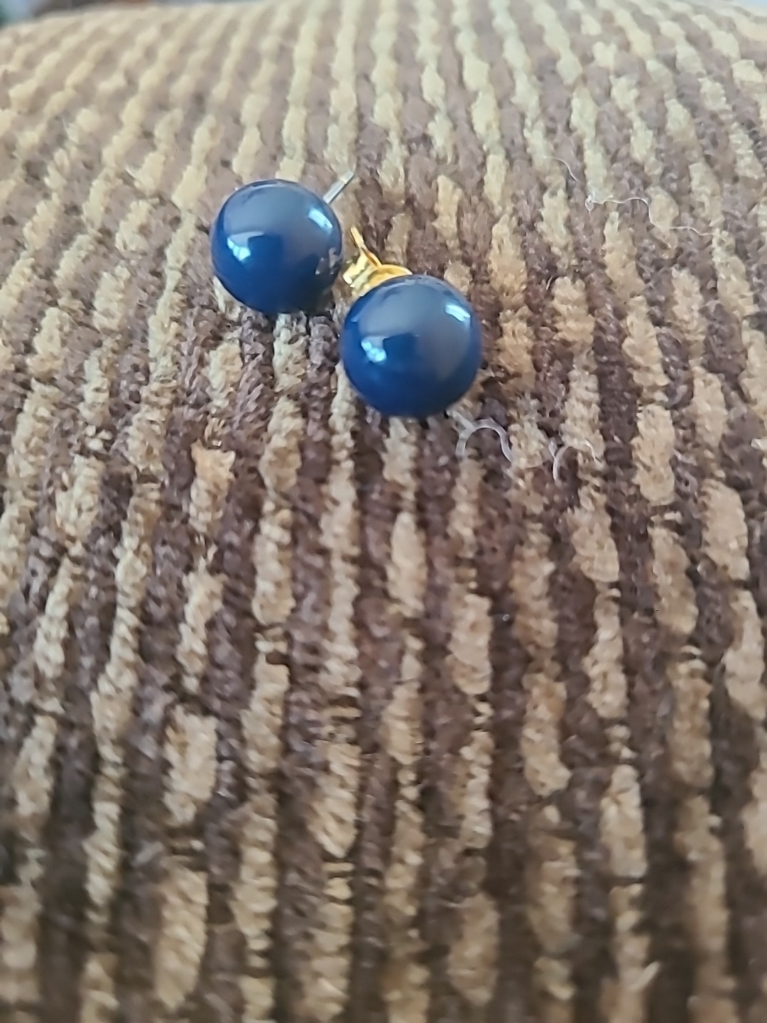 2 Monet Hand Knotted Glass Bead Necklaces Navy Blue White with blue earrings