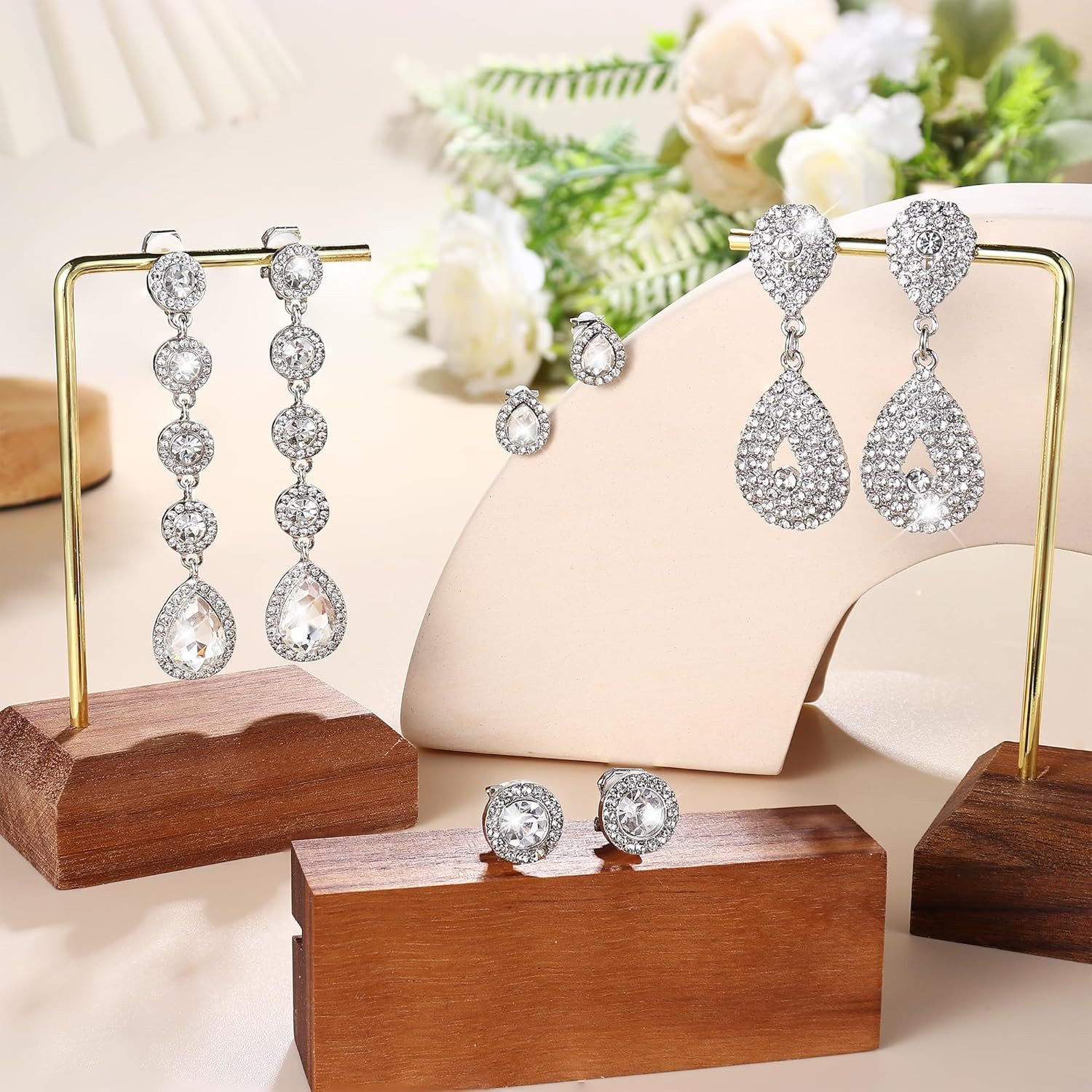 4 Pairs Silver Clip on Earrings for Women Elegant Rhinestone Clip on Earrings Da