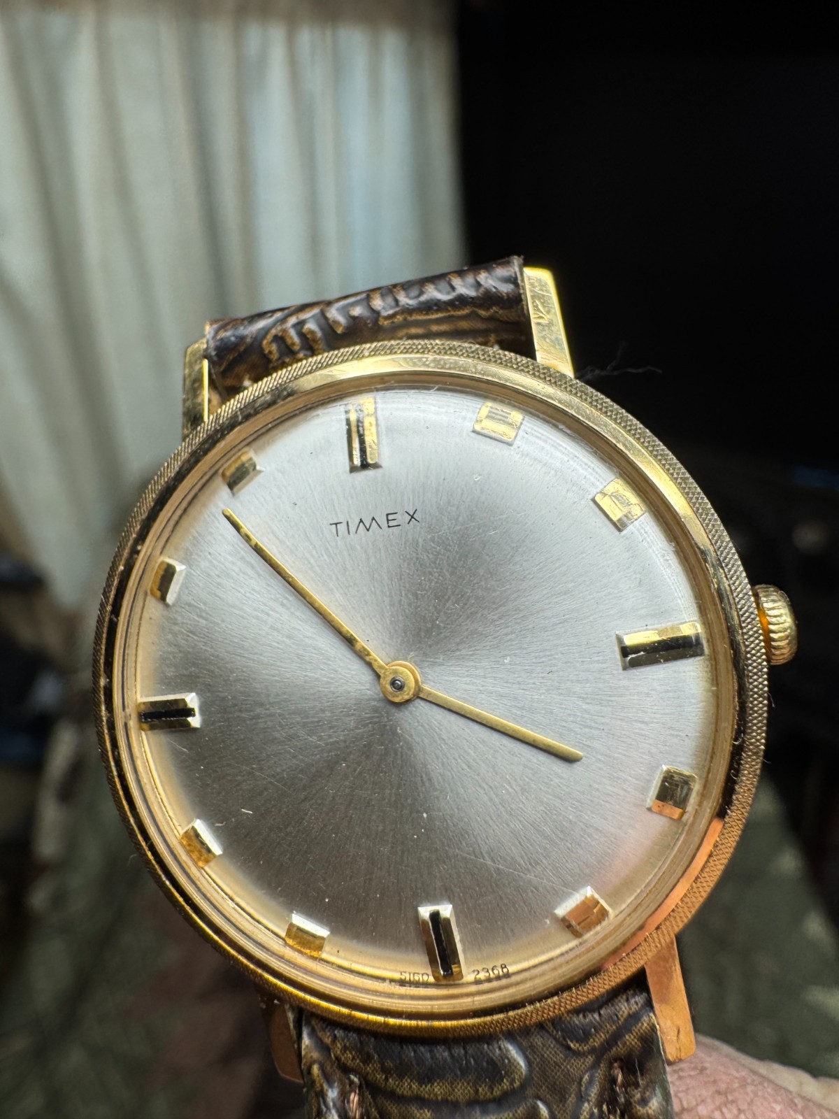 Timex Vintage 1968 Super Thin/Wafer Thin Wind Up Watch 33MM Runs Good