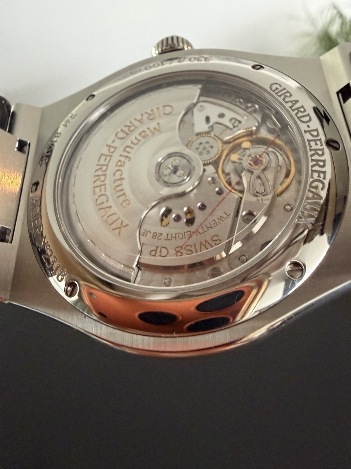 Rarely Clean Girard-Perregaux Laureato 42mm Blue Dial Leather Strap