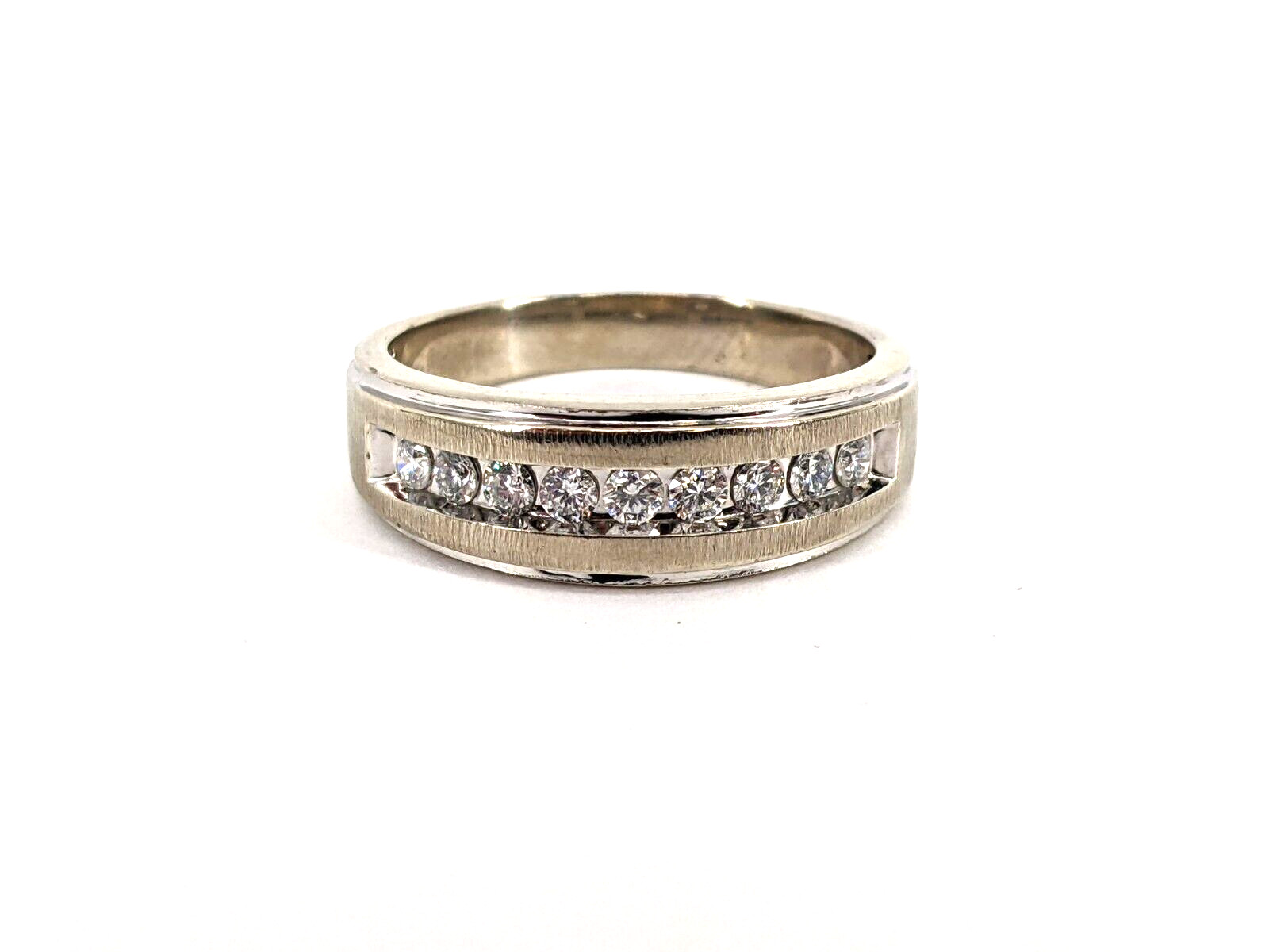 10KT White Gold 5.93g Men’s Diamond Ring Band (1/2cttw) Size 11.75