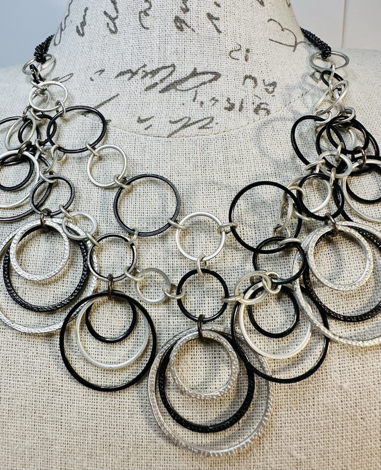 Chico’s Silver Black Circle Link Necklace Interlocking Rings Statement Jewelry