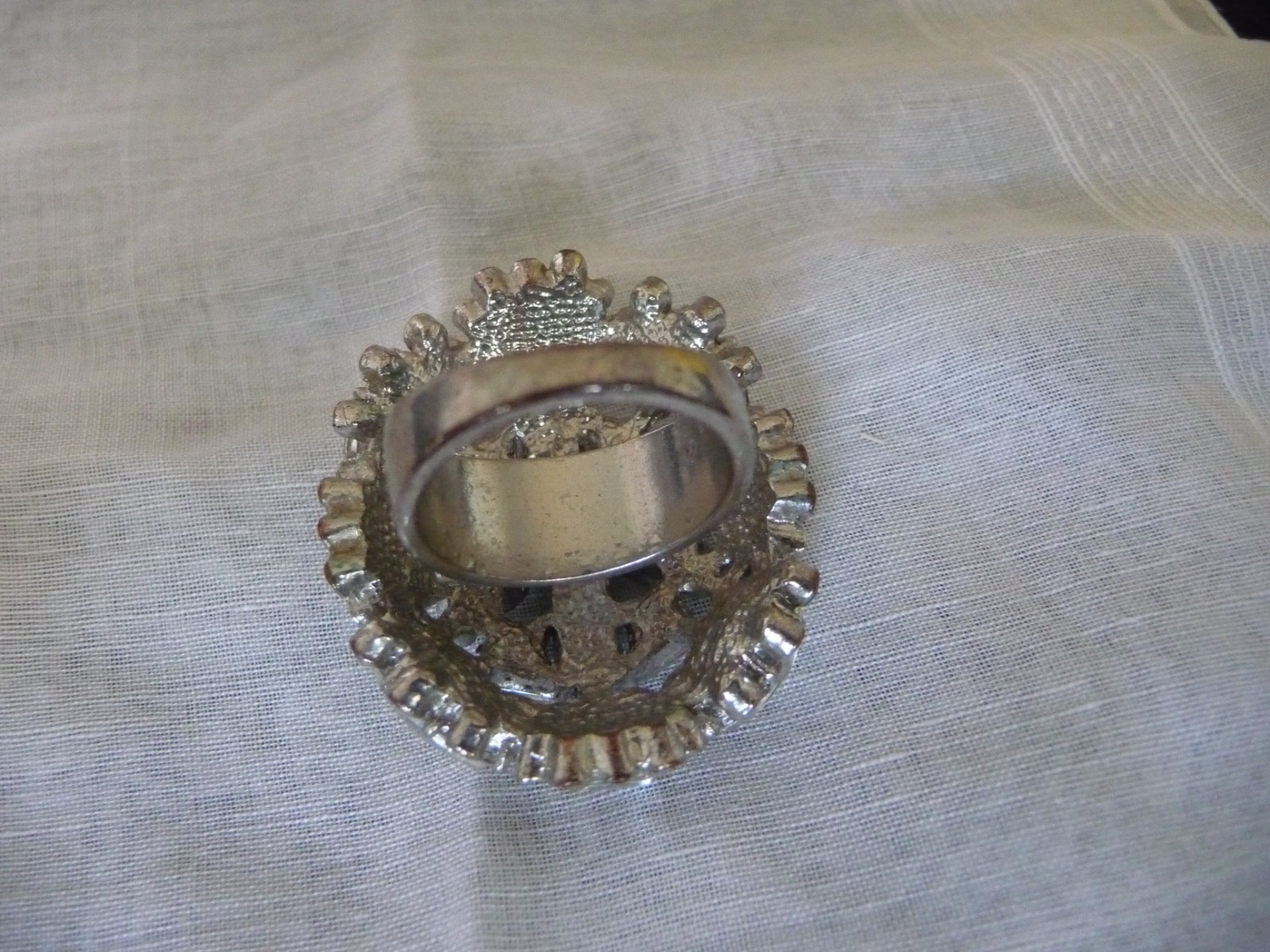 STATEMENT 1 1/2” R CLUSTER OF FAUX DIAMONDS RHINESTONES SZ 5 1/2 RING #2/6-B