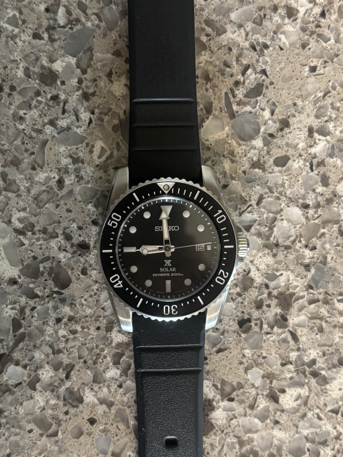 Seiko Prospex SNE573 Solar Quartz Dive Watch 38.5mm Great Condition