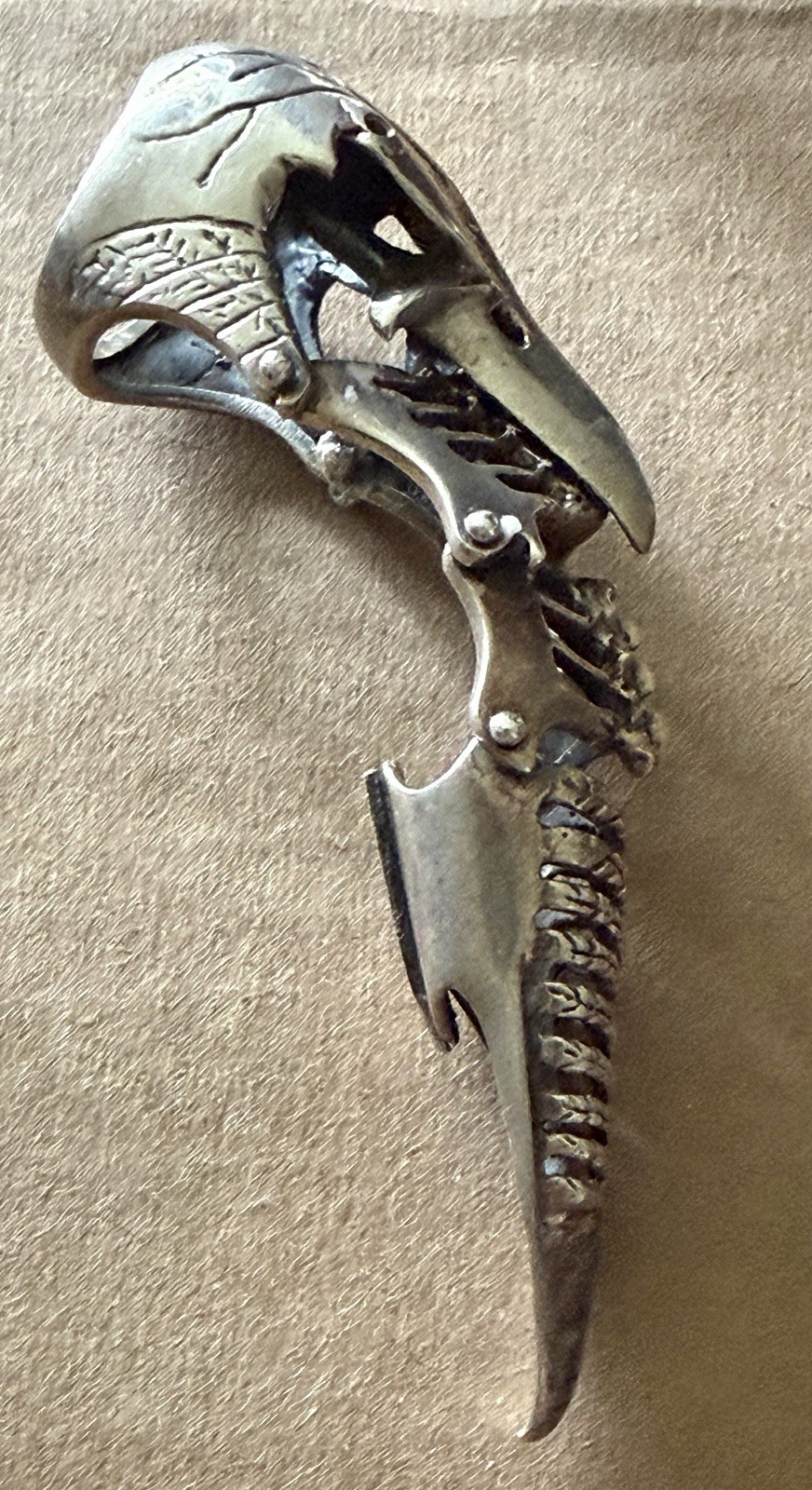LARGE GOTHIC STERLING SILVER RAVEN SKULL FULL FINGER RING