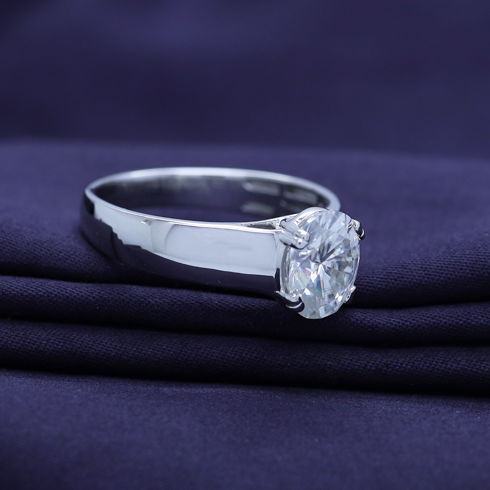 2.60 Ct Oval Cut Moissanite Solitaire Engagement Ring in 925 Steling Silver