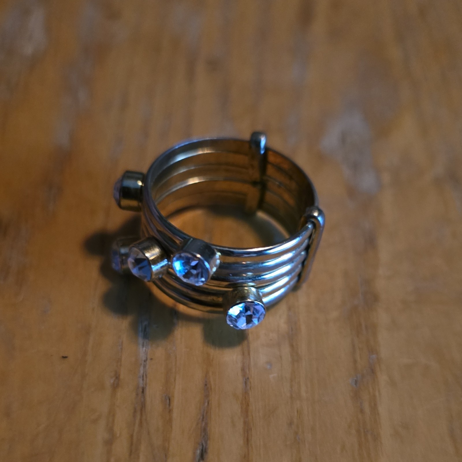 Silver Tone Adjustable Metal Band Cocktail Ring Size 10.5 Round Blue Crystals