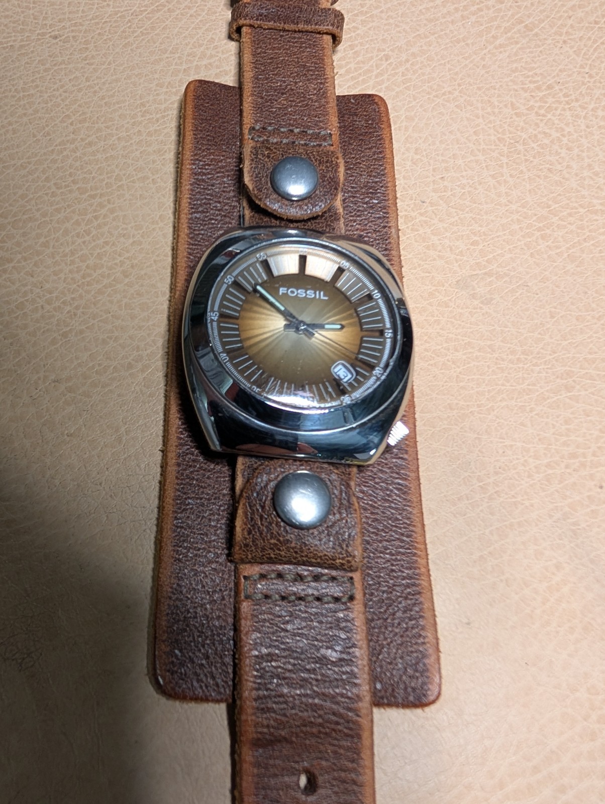 Fossil JR-8209 Retro 40mm Quartz watch Leather Bund Strap Running
