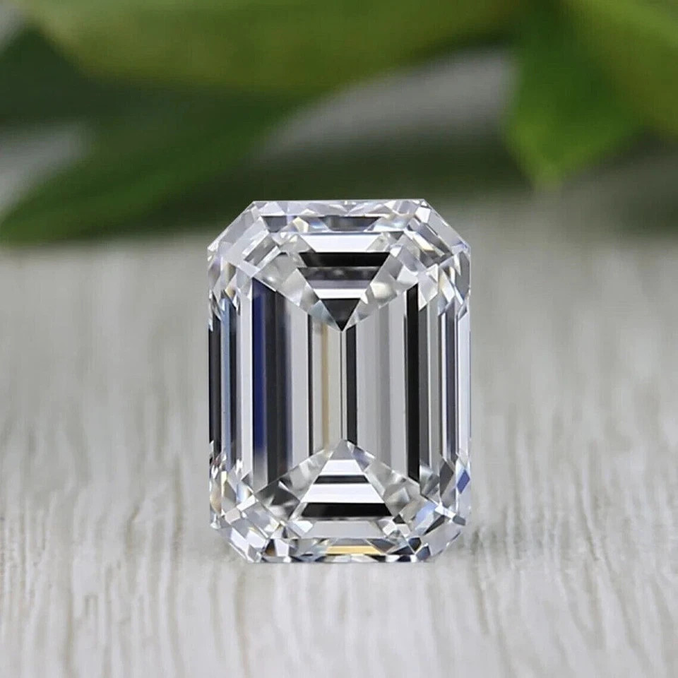2.50 Ct Natural White Diamond Emerald Cut 7×9 mm VVS1 D Grade Certified R09