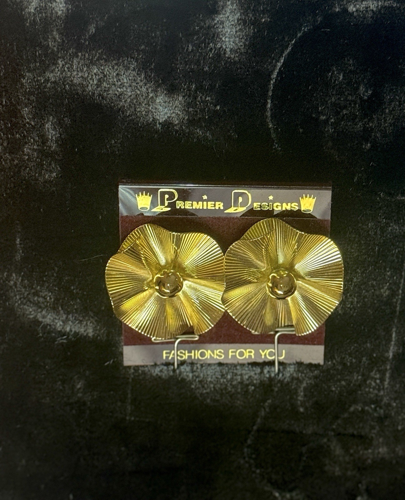 Premier Designs Gold Tone Metal Flower Clip-On Earrings, No Stone