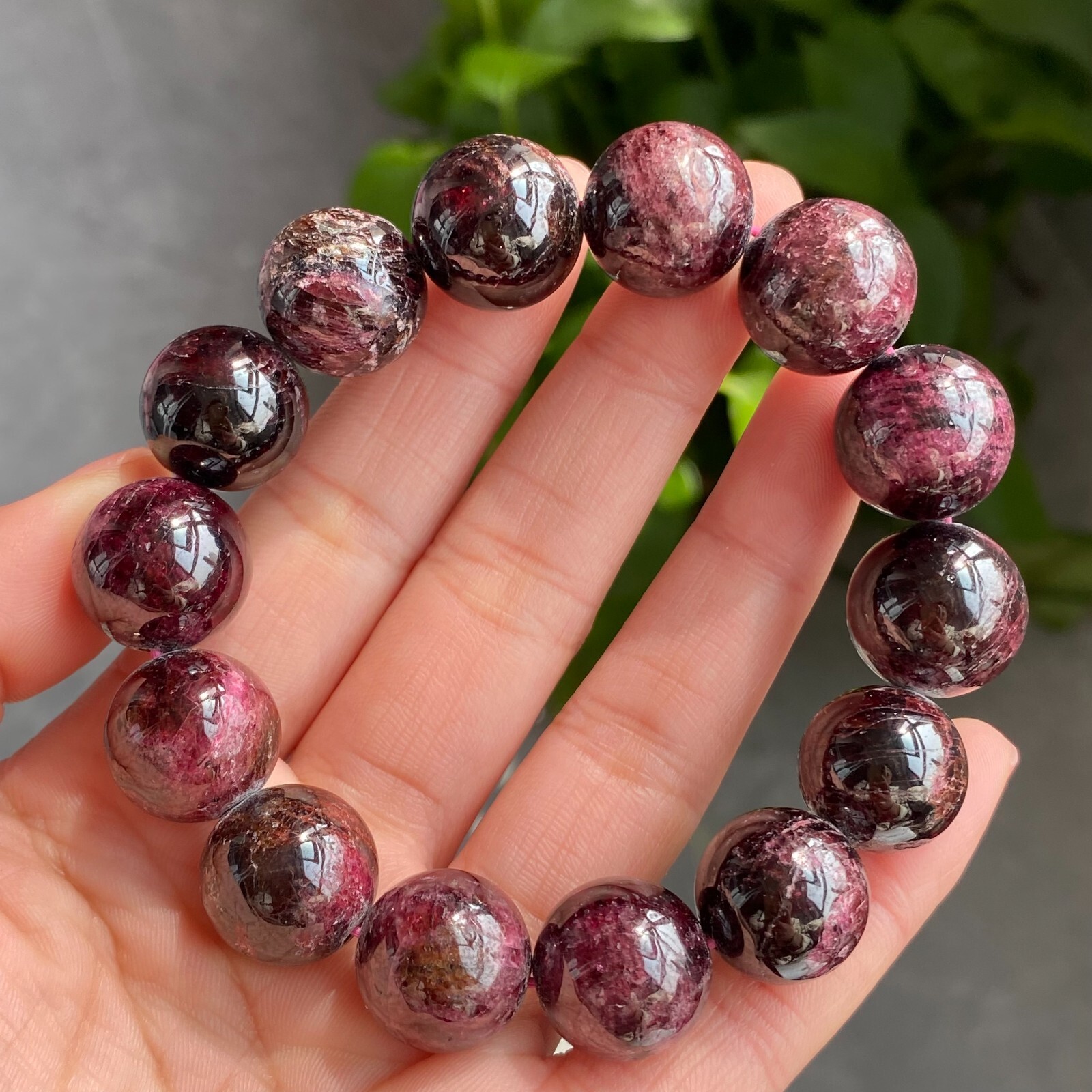 15.2mm Natural Red Garnet Crystal Beads Bracelet 1648