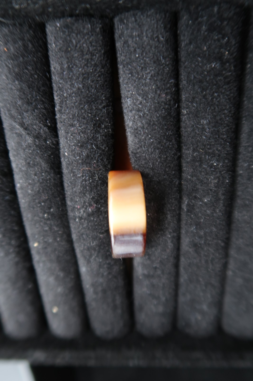 Vtg Brown & Cream Tortoise Shell Ring Lucite Plastic Resin Size 6