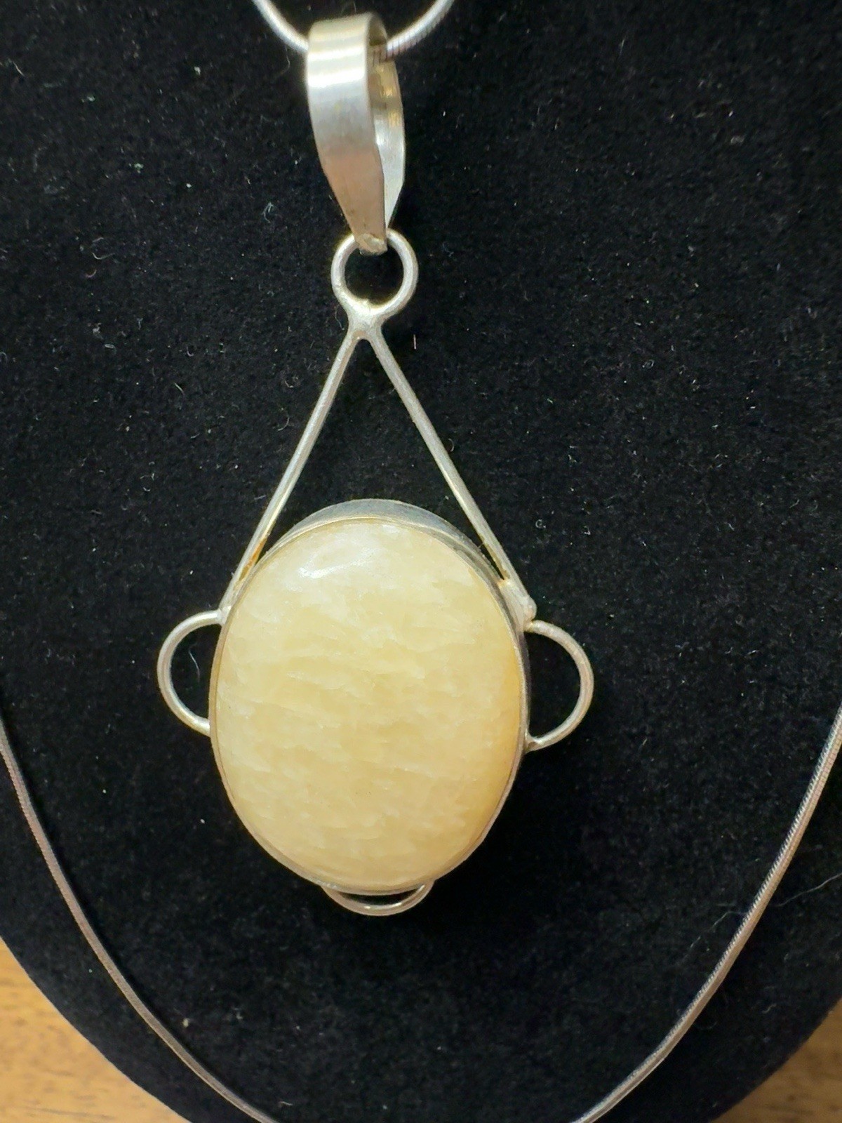 Vintage Sterling Silver 925 Yellow Calcite Oval Cabochon Artisan Pendant 10g