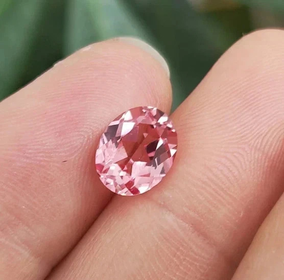 Certified 5 Ct Elegant Oval Natural Ceylon Padparadscha Sapphire Loose Gemstone