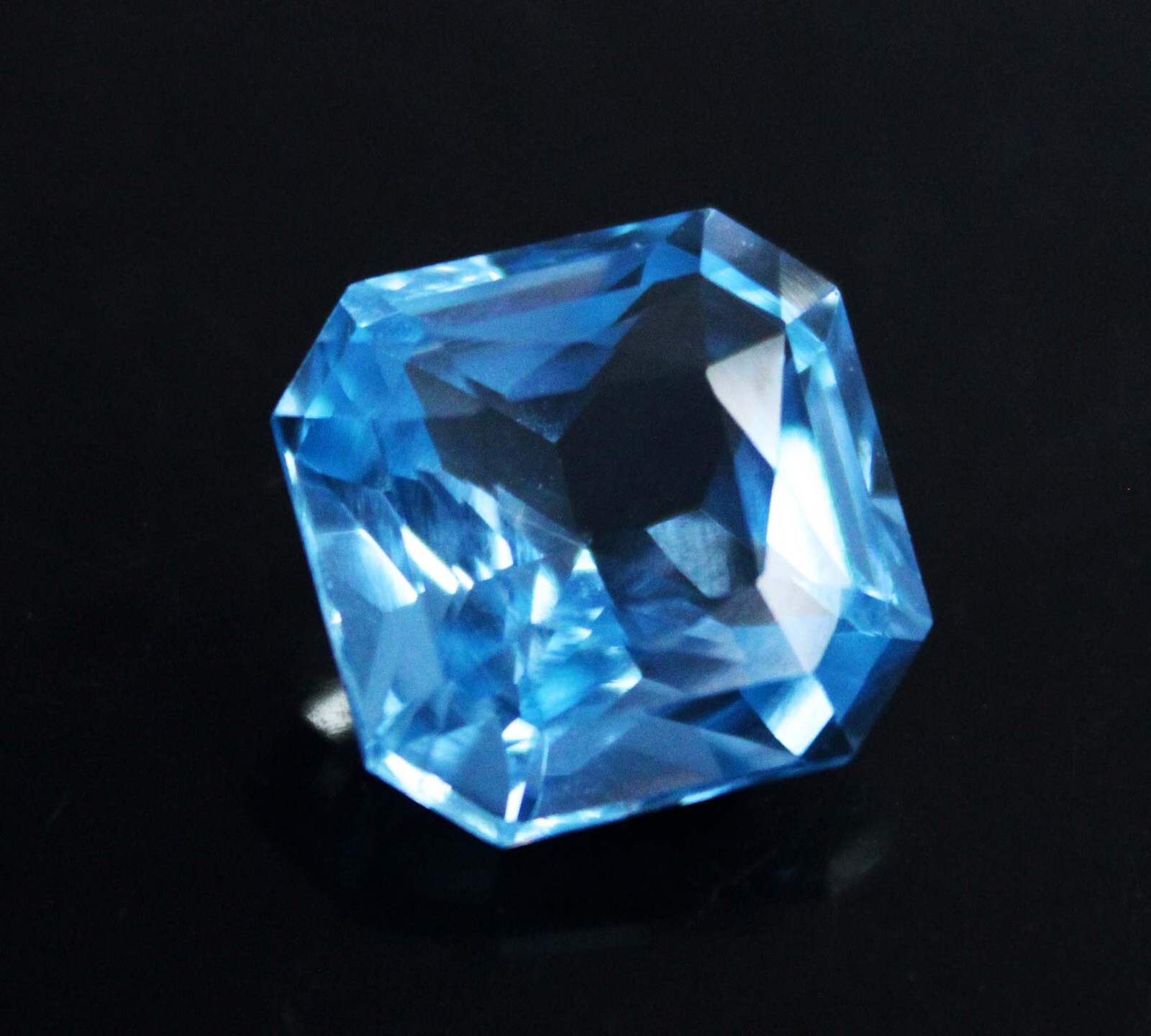 9.50 Ct Natural Ocean Blue Aquamarine CERTIFIED Square Shape Loose Gemstone A++
