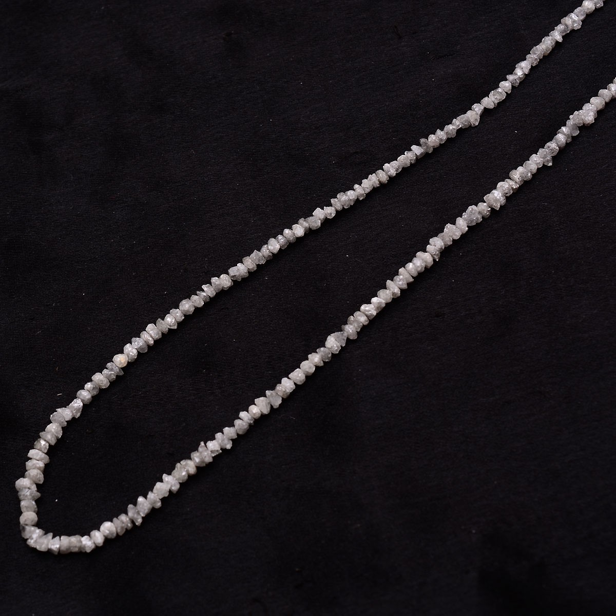 15 Inch Natural White Grey Diamond Rough Beads Uncut Single Strand For Jewelry