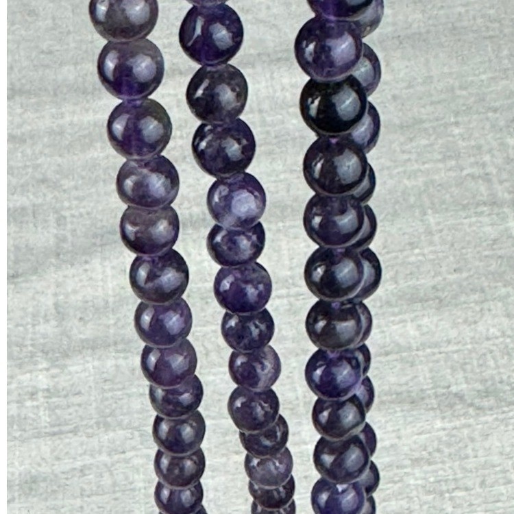 LOVELY Asian Vintage 32″ Hand-Knotted Purple Amethyst Beaded Necklace