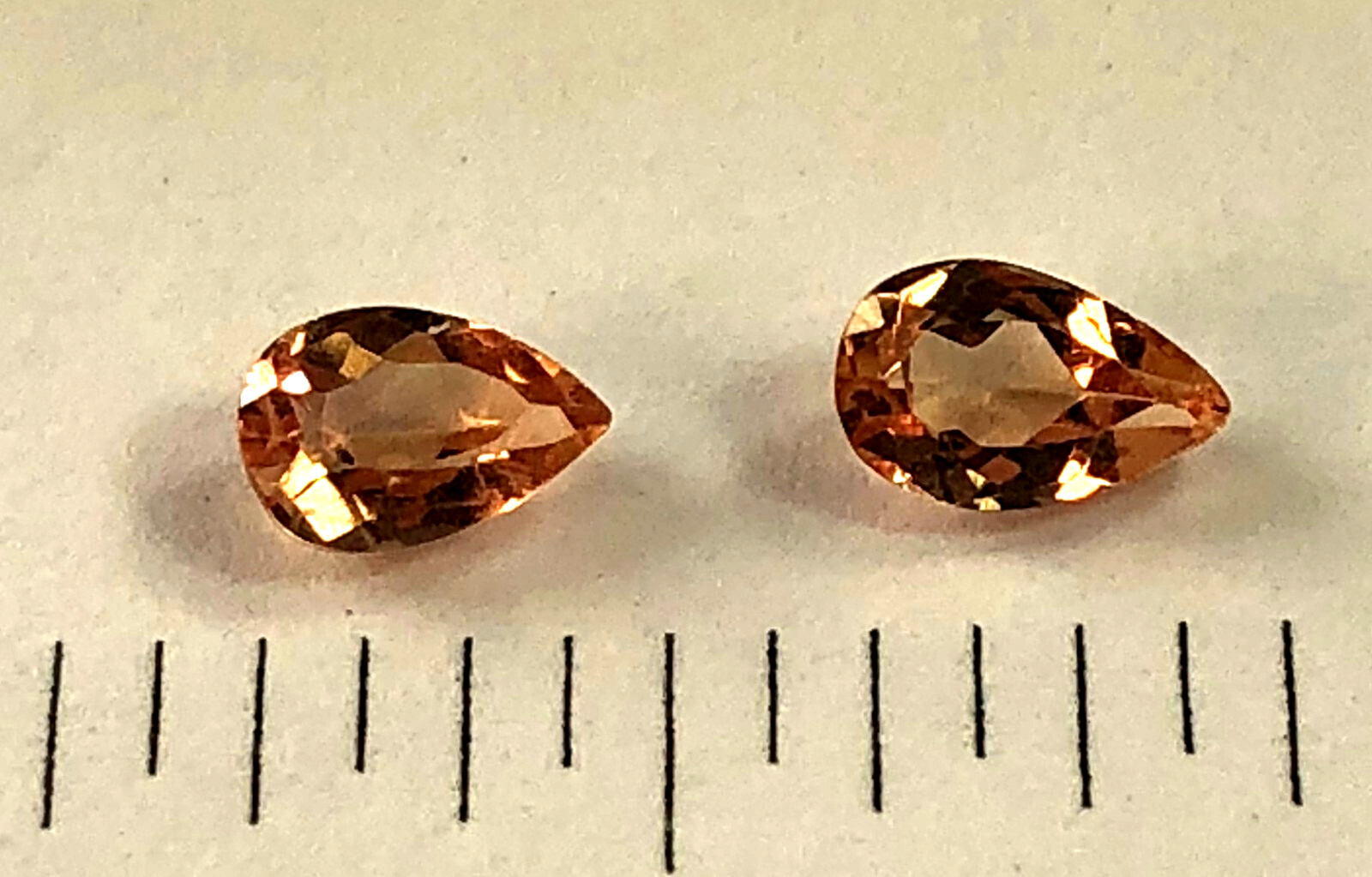 Imperial Topaz 0.96 Ctw Pair Clarity IF Pear Cut Pink Brazil I154