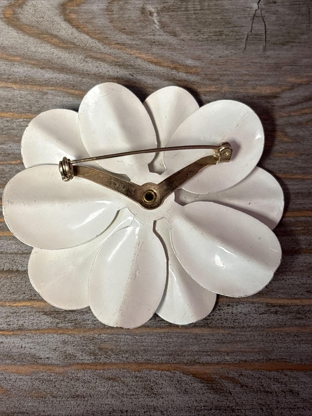 Metal and Enamel White with Brown Accents 1960’s Mid Century Brooch Pin