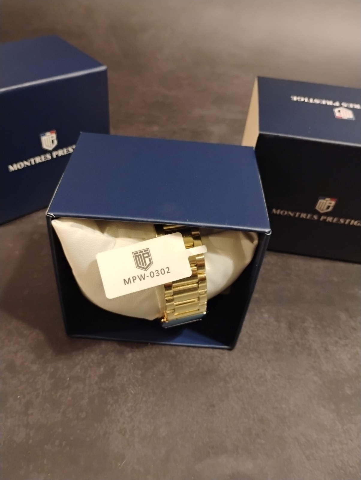 Montres Prestige Men’s Watch Model 0302 Classic Dress Style