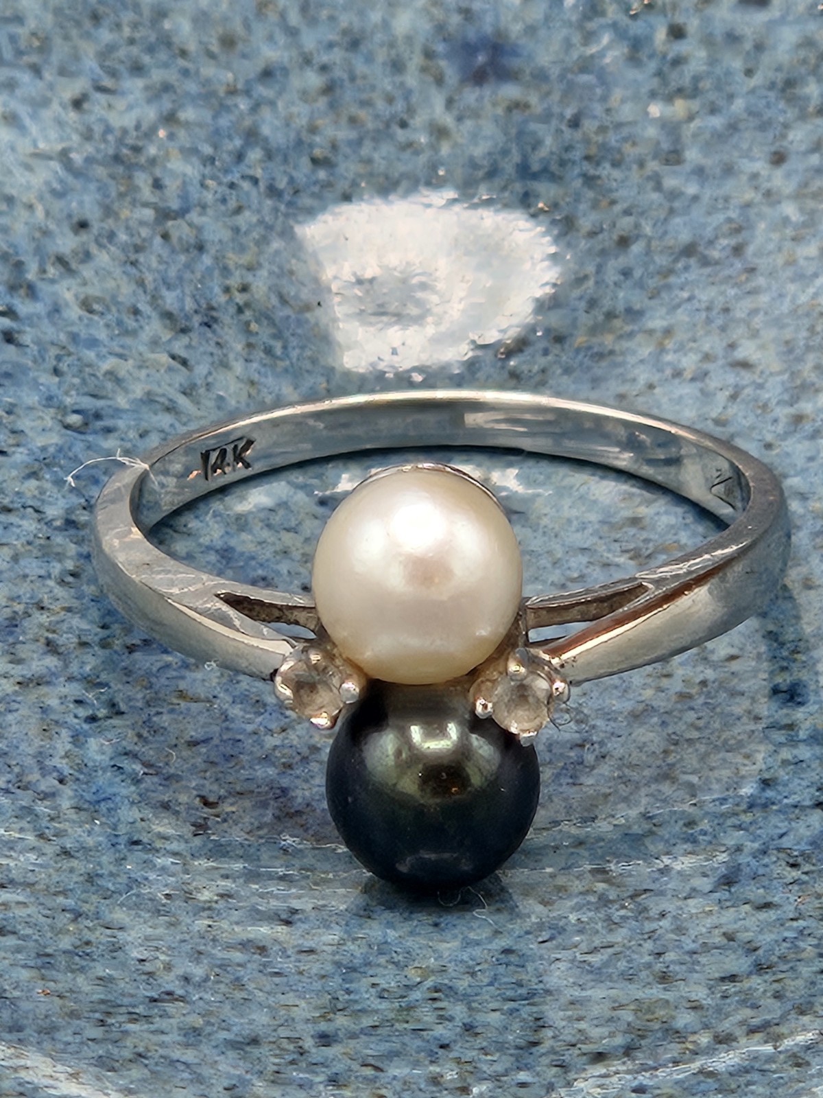 14K White Gold Black White Pearl Ring Diamond Accent Yin Yang Design Sz 6.25