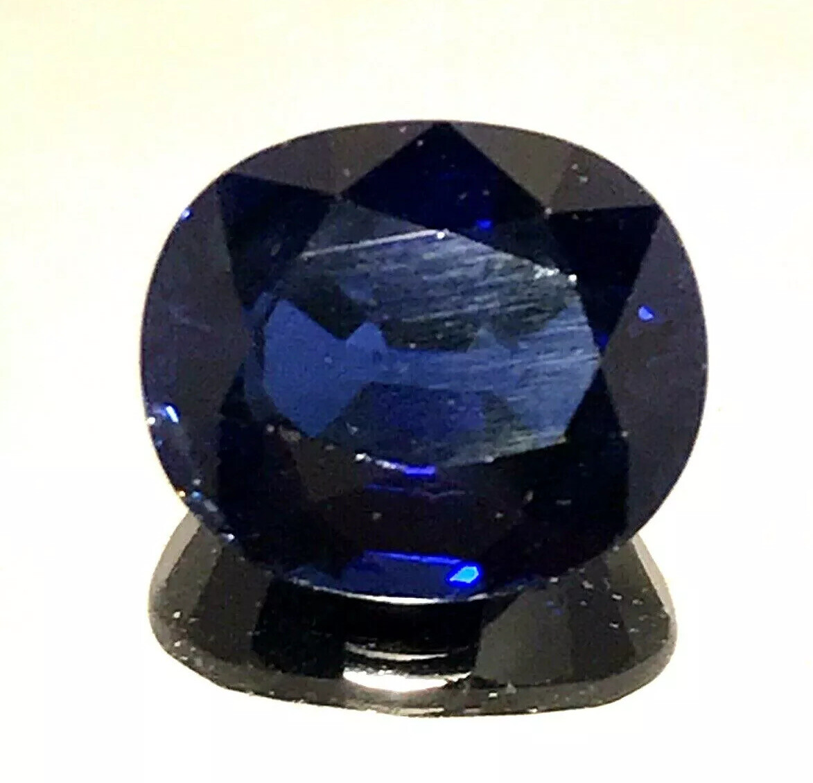 4.05 Ct Natural Blue Sapphire, Excellent Oval Cut , I Clarity,9 mohs