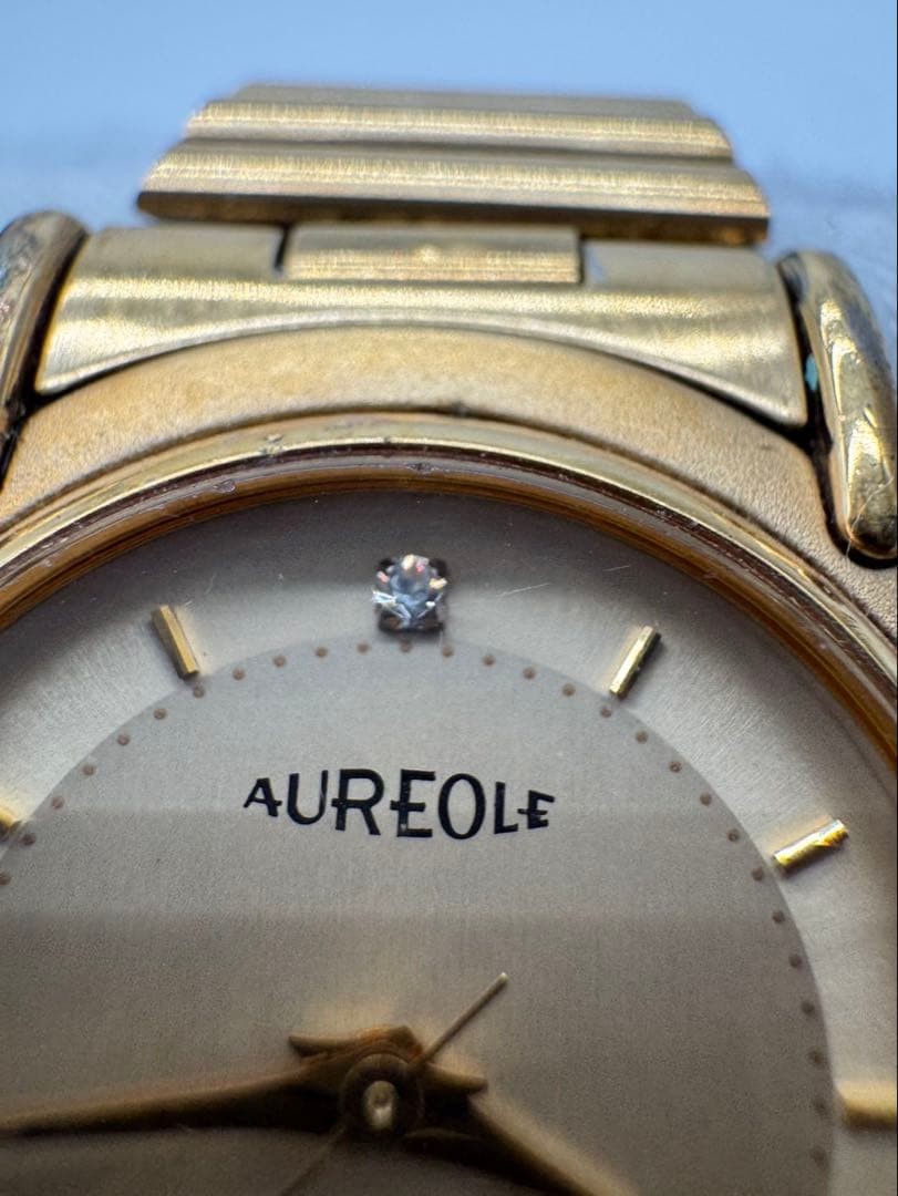Aureole Quartz Analog Wristwatch