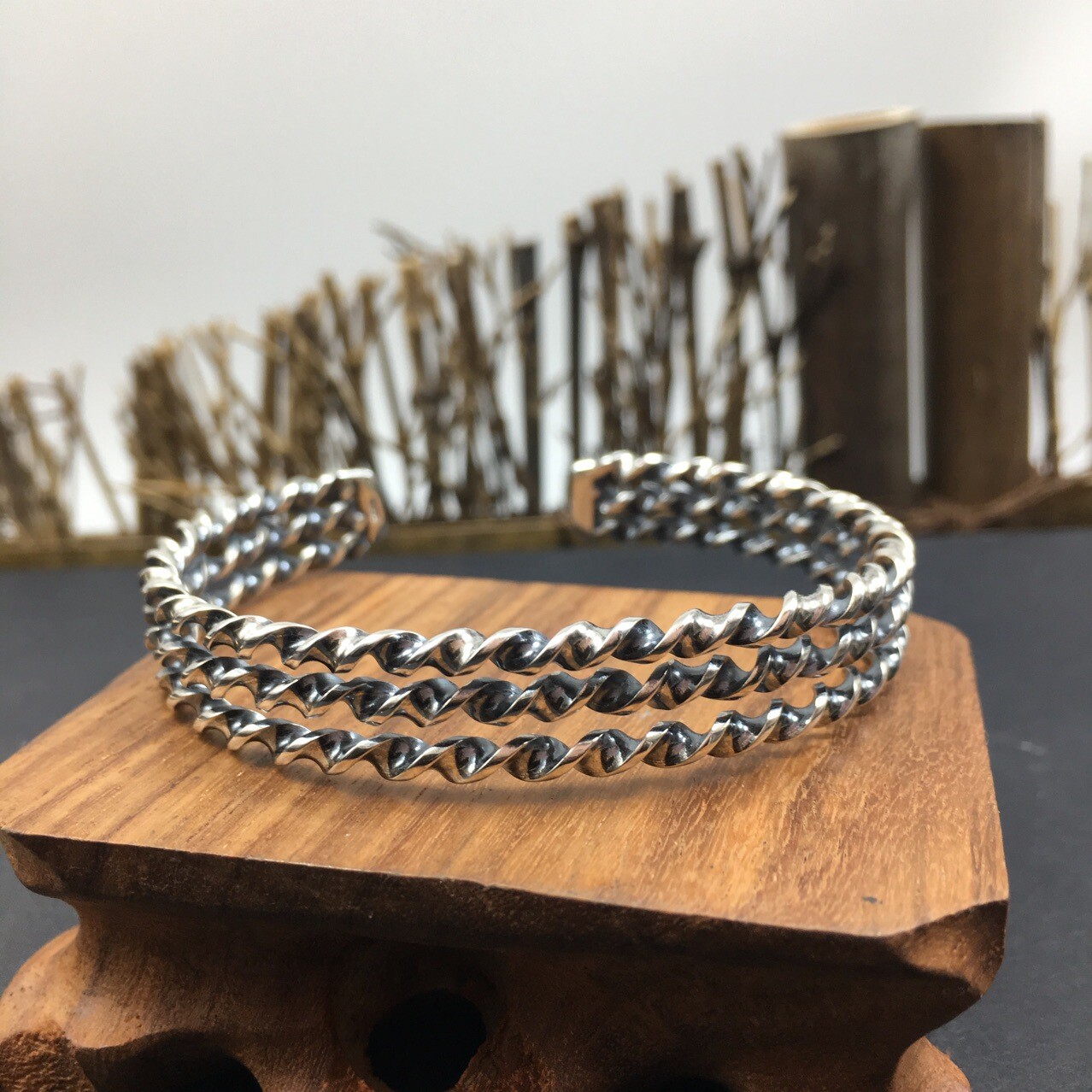 A25 Twisted Spiral Bangle Sterling Silver 925