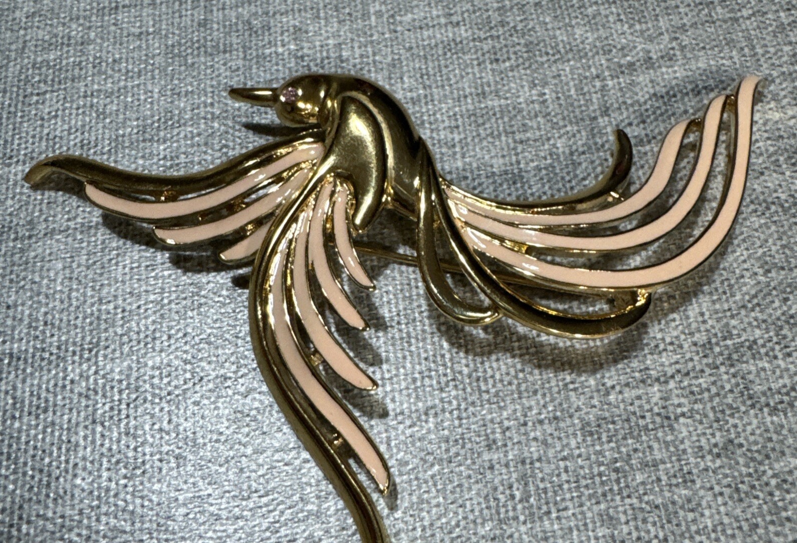 Vintage Trifari 1980s Signed Gold Pink Enamel Paradise Bird Brooch Rare!