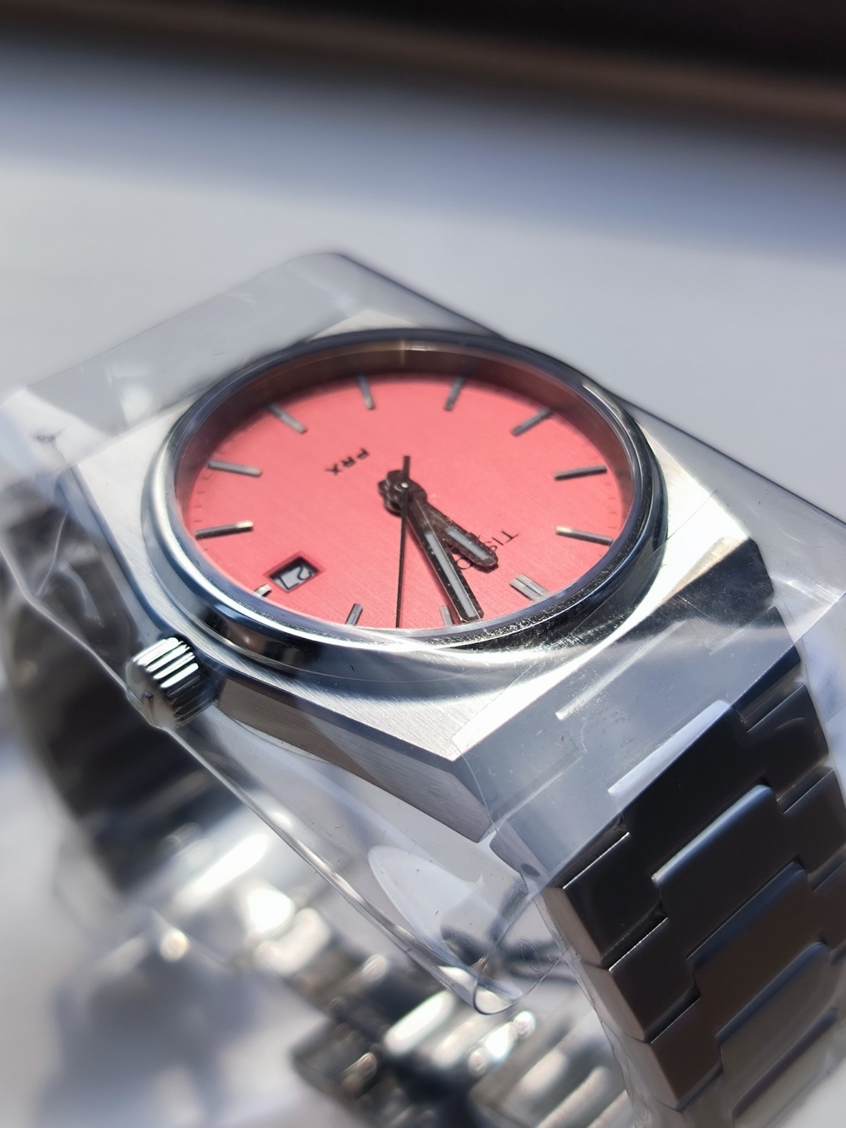 Tissot PRX, amazing and rare 35mm pink dial. Brand new and unworn. Perfect gift.