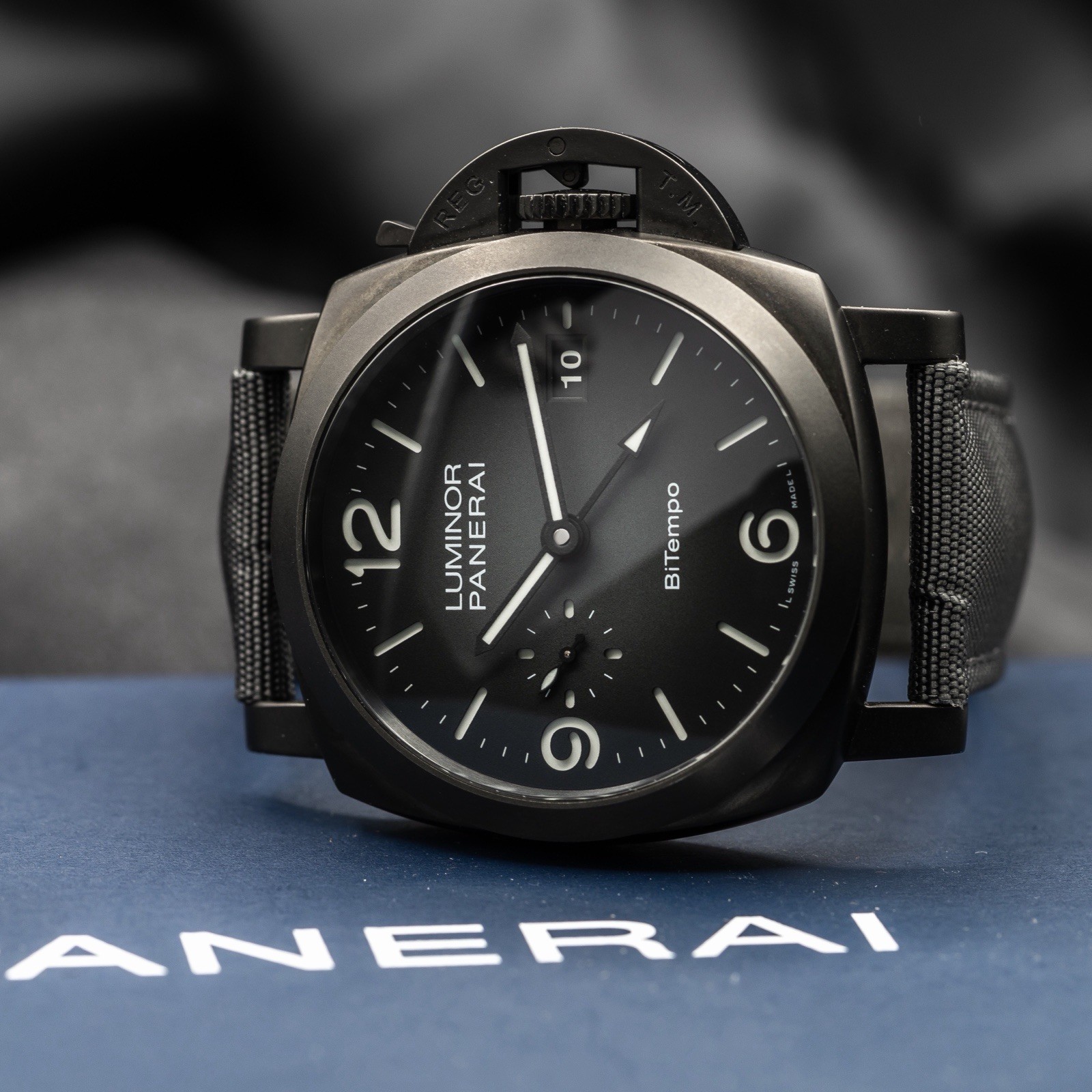 Panerai Luminor Bitempo PAM01467 NYC Boutique Ed. 44MM Black Titanium -Comp. Set