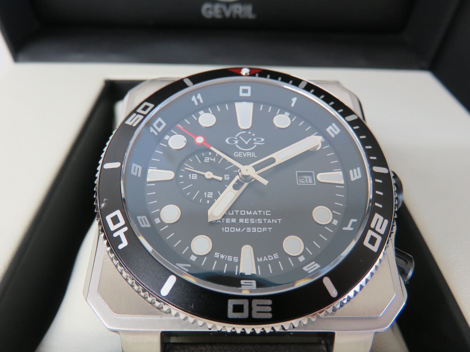 GV2 by Gevril Men’s 4551 XO Submarine Swiss Automatic Date Stainless Steel Watch