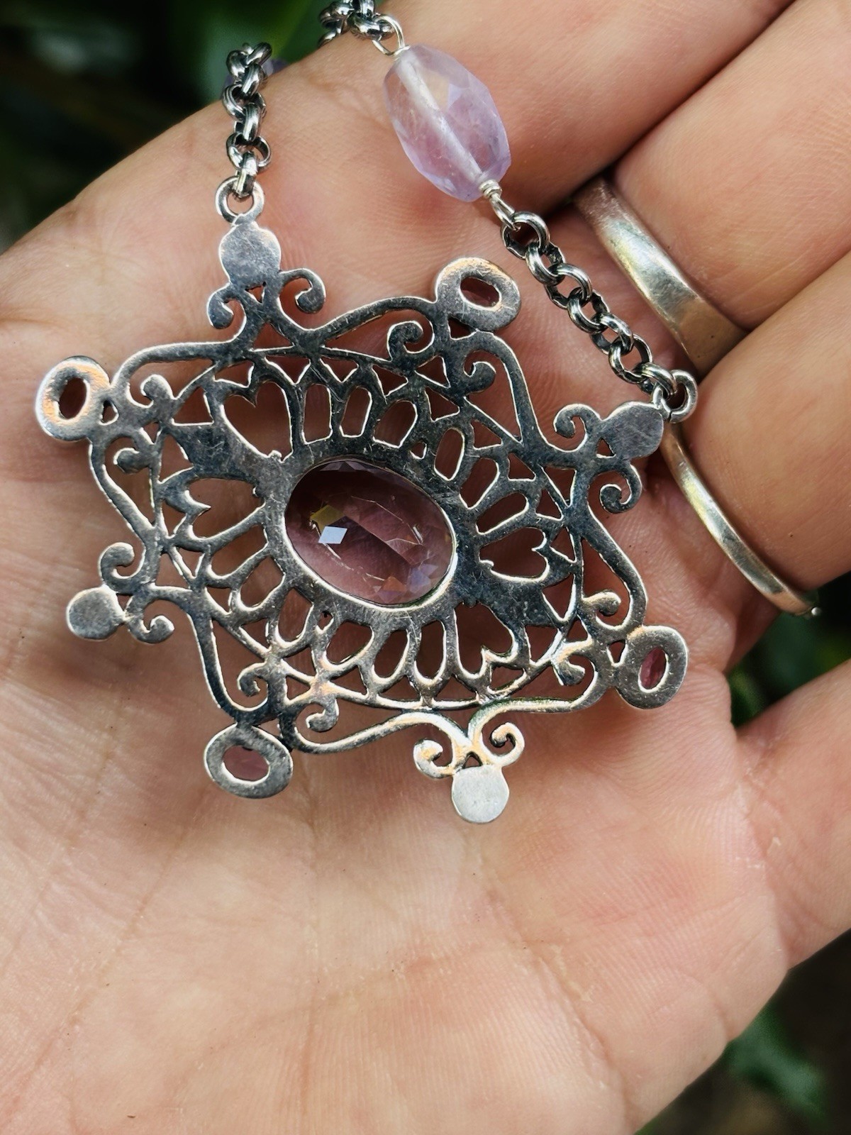 Doung Paulus India massive silver necklace with amethysts 26.45 grams