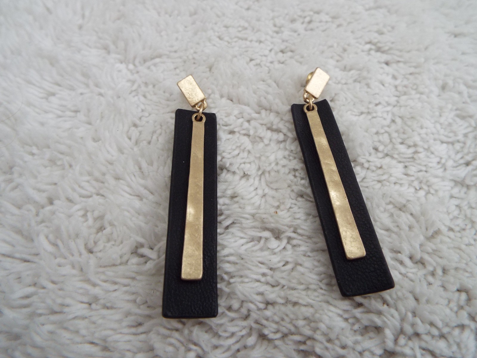 Goldtone Black Leatherette Strip Pierced Earrings (J26)
