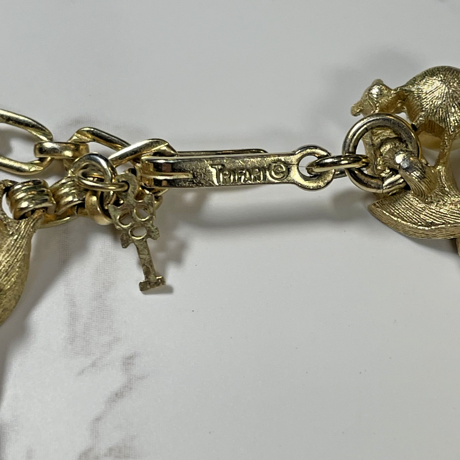 Vintage Trifari Gold Tone Leaf Faux Pearl Rhinestone Choker Necklace Signed 12″