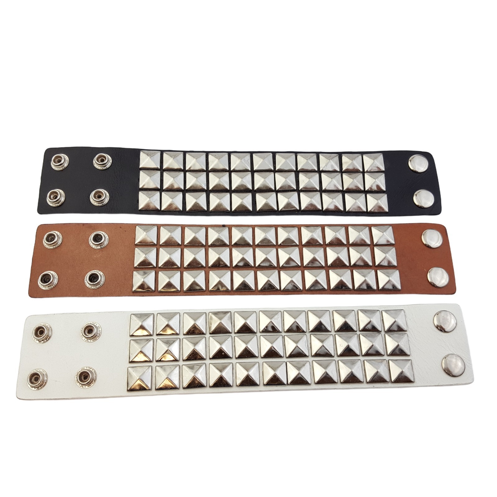 Bracelet: Chrome studded Leather Cuff