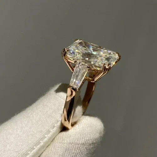 4.20Ct Radiant F-VS1 IGI Lab Grown Diamond Women Engagement Ring 14K Yellow Gold