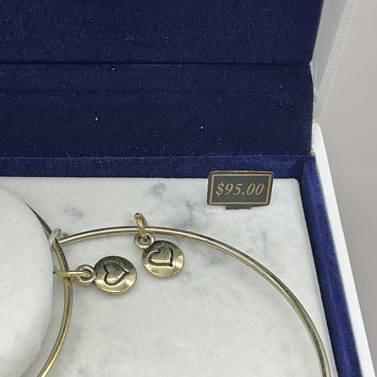 Bella Perlina Bracelet Set Of 3 Gold Tone Sea Life Charm Bangle Womens Jewelry