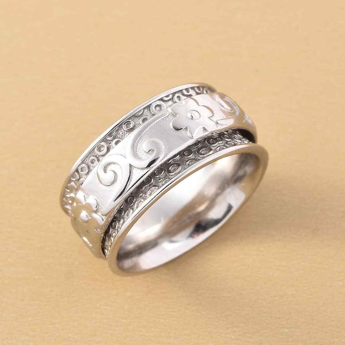 Spinner Ring in Sterling Silver 4.40 Grams Size 6