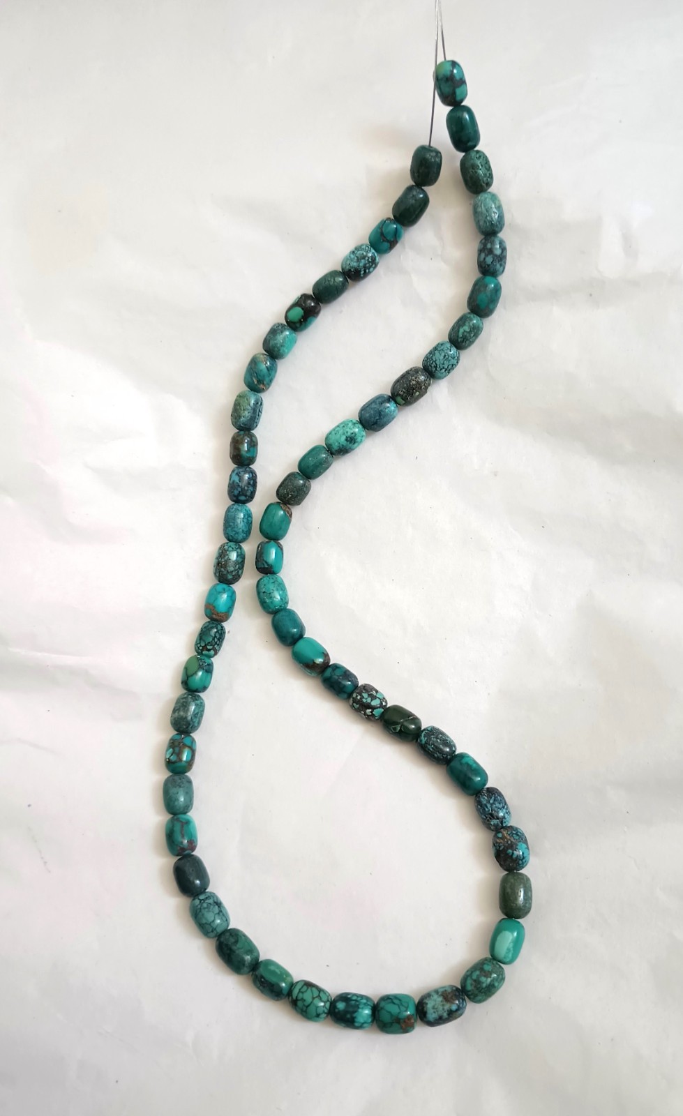 OLD STOCK HI-GRADE HUBEI TURQUOISE 6 x 7-8MM BARREL BEADS – 17.75″ – 3649e